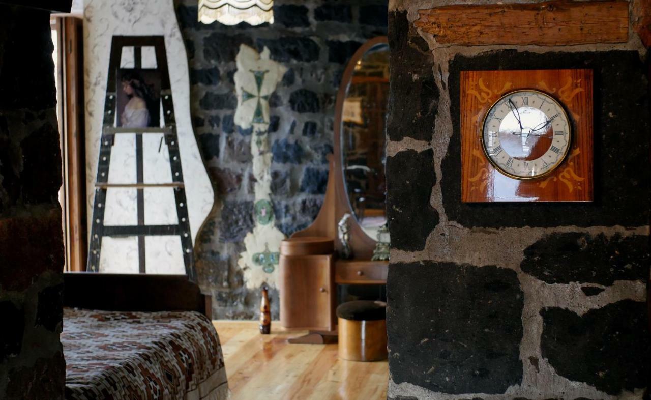 مبيت وإفطار غيومري Hye Aspet Հայ Ասպետ المظهر الخارجي الصورة